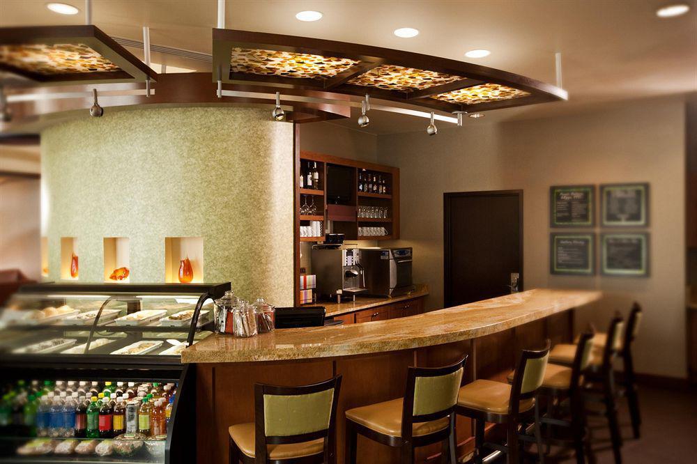 Hyatt Place Detroit/Ютика Ресторан фото