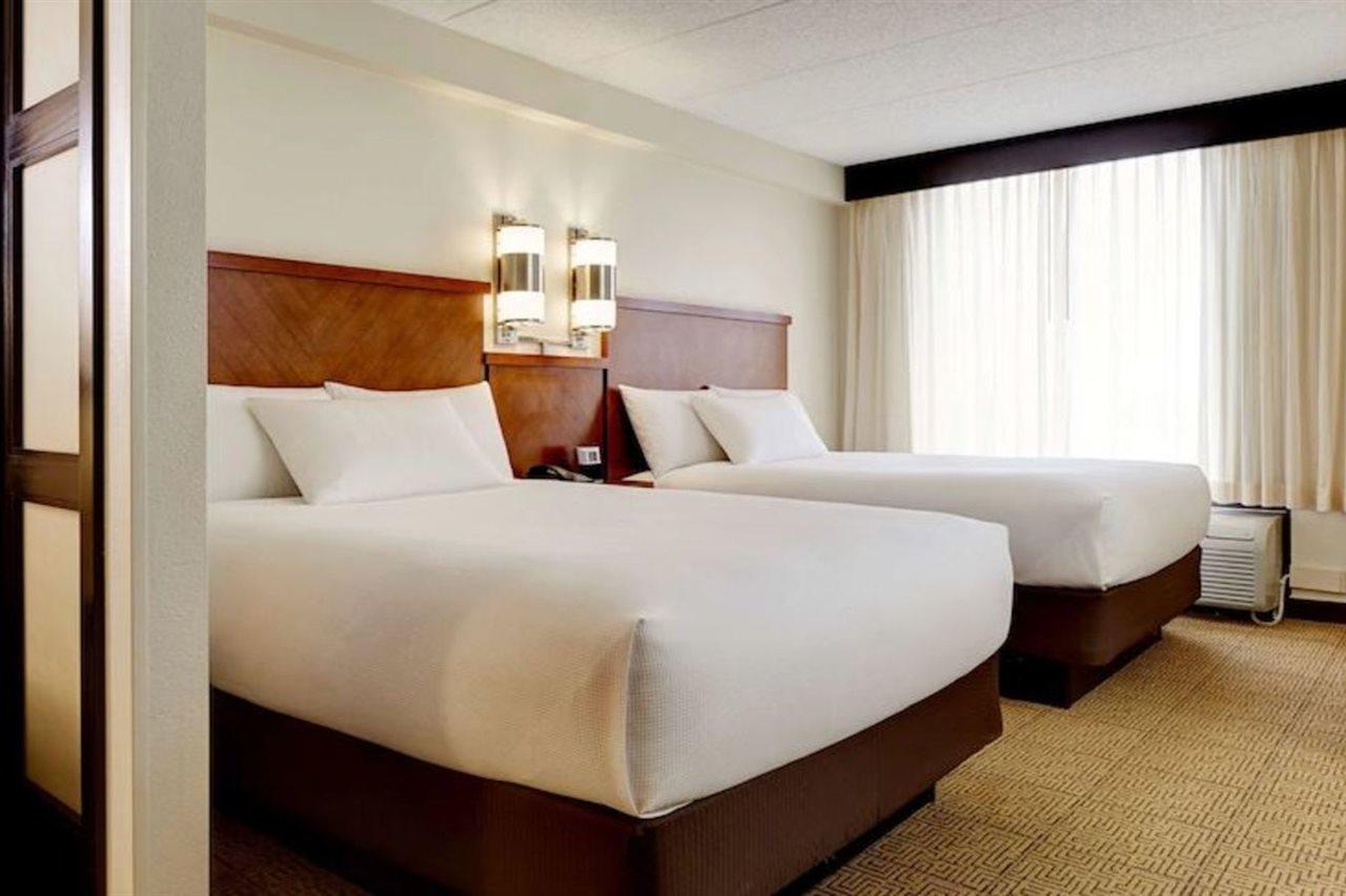 Hyatt Place Detroit/Ютика Экстерьер фото