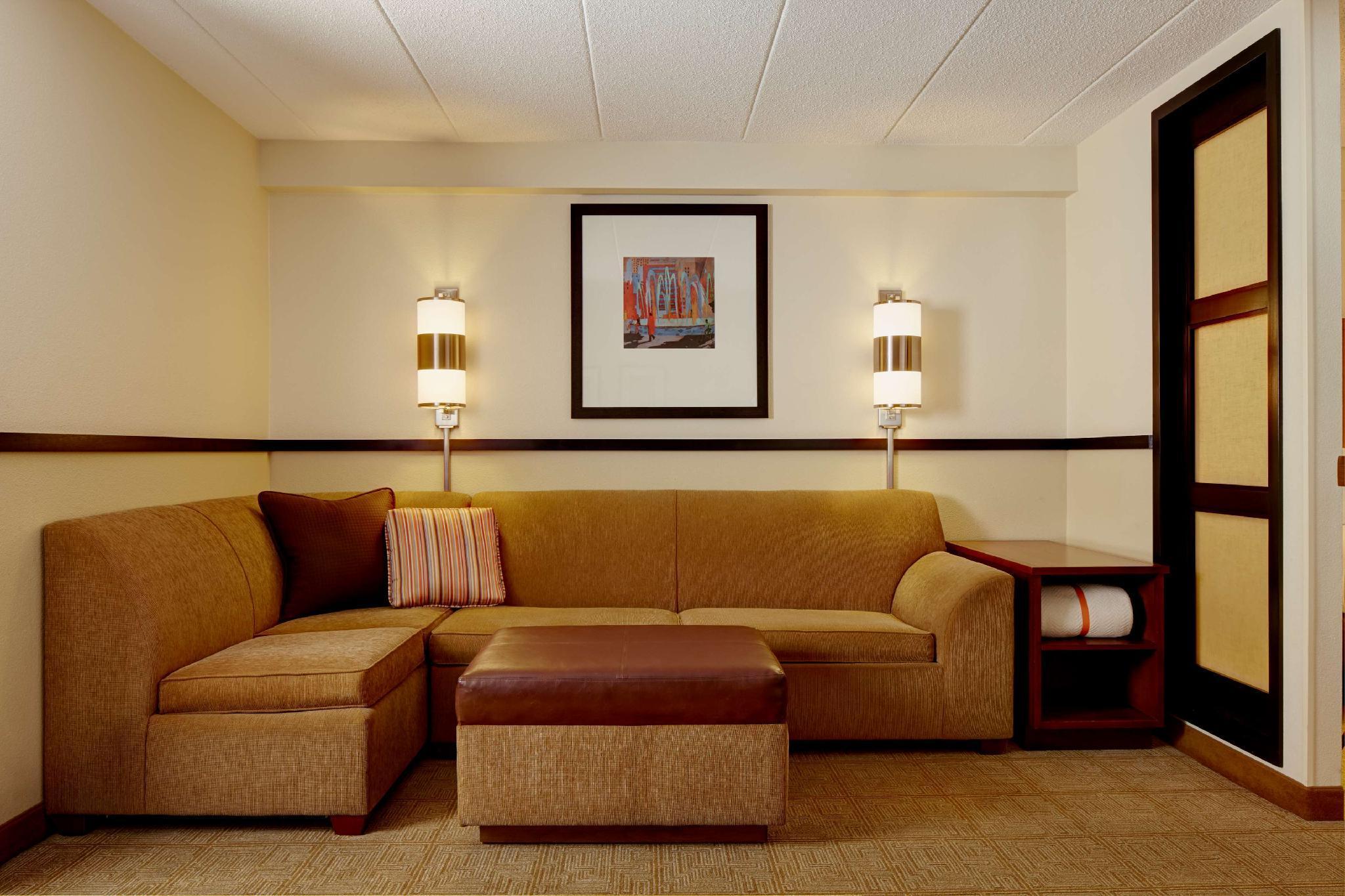 Hyatt Place Detroit/Ютика Экстерьер фото