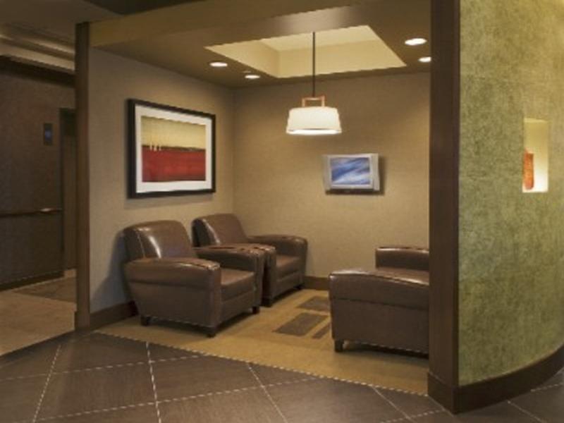 Hyatt Place Detroit/Ютика Интерьер фото