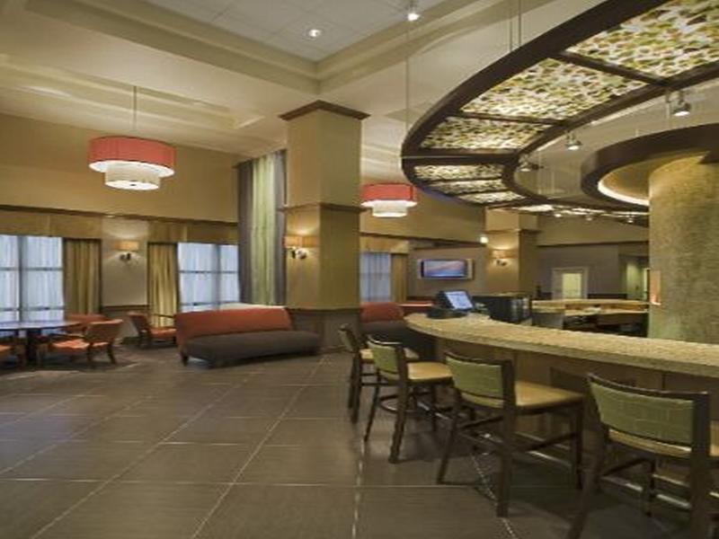 Hyatt Place Detroit/Ютика Экстерьер фото