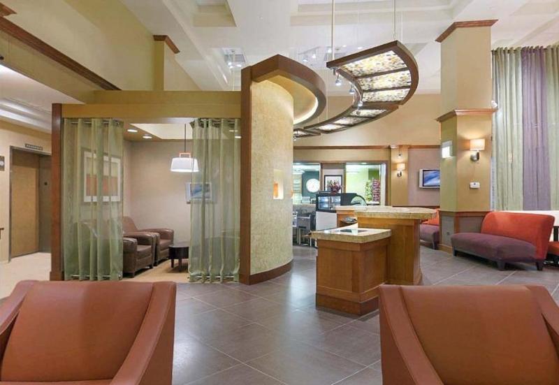 Hyatt Place Detroit/Ютика Экстерьер фото